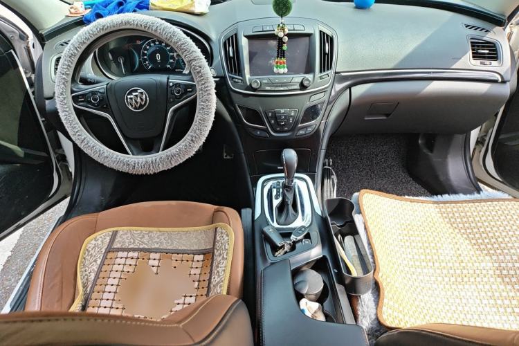 Used Buick Regal 2015 1.6T Elite Tech Model Center Console