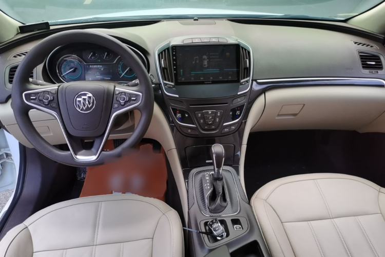 Used Buick Regal 2015 2.0L Elite Fashion Edition Center Console