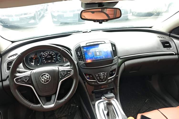 Used Buick Regal 2015 1.6T Elite Tech Model Center Console