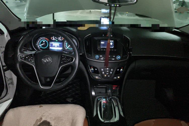 Used Buick Regal 2015 GS 2.0T Grand Sport Edition Center Console