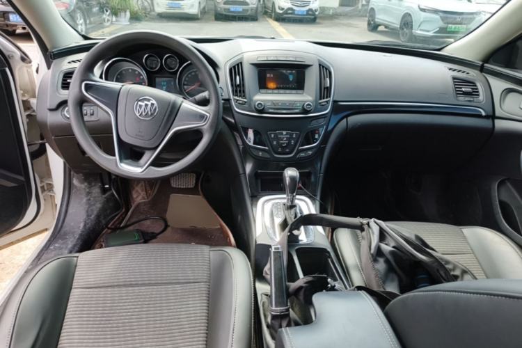 Used Buick Regal 2015 1.6T Leading Technology Model Center Console