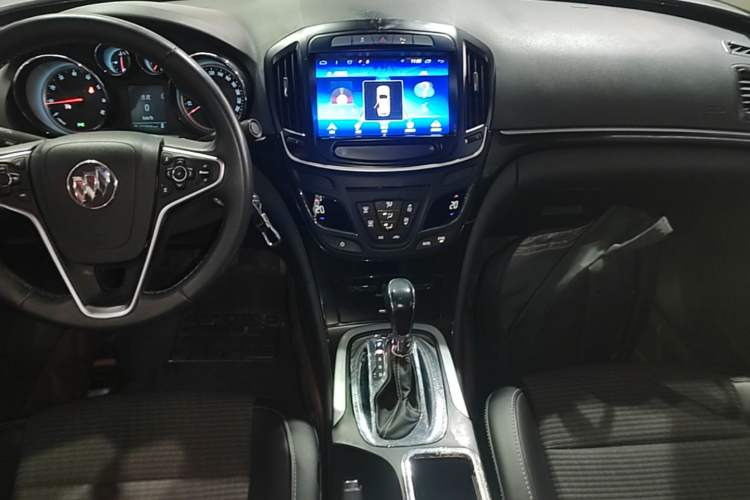 Used Buick Regal 2015 1.6T Leading Technology Model Center Console