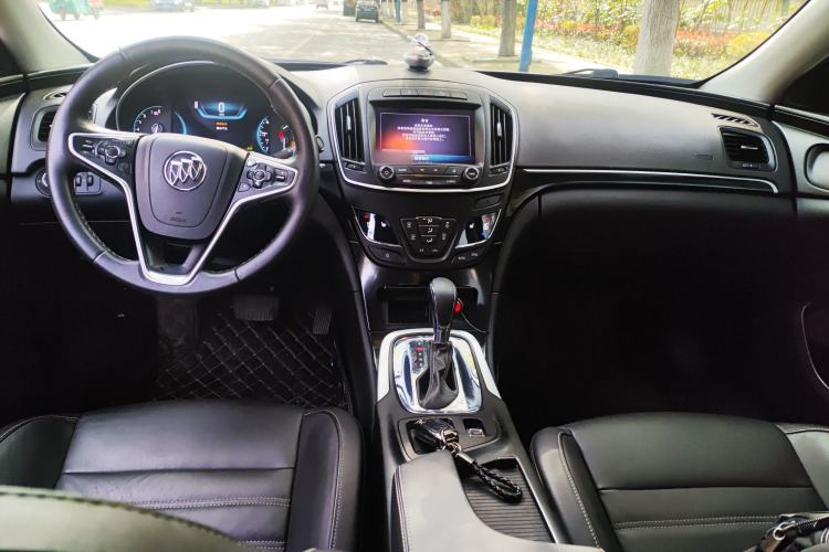 Used Buick Regal 2015 1.6T Elite Tech Model Center Console