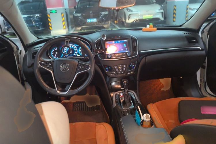 Used Buick Regal 2015 1.6T Elite Tech Model Center Console