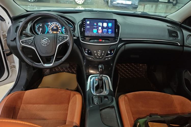 Used Buick Regal 2015 1.6T Elite Tech Model Center Console