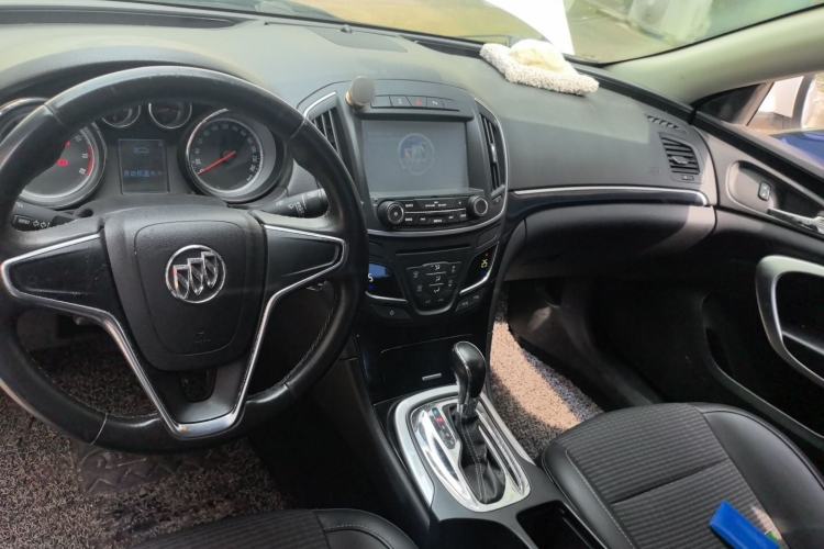 Used Buick Regal 2015 1.6T Leading Technology Model Center Console