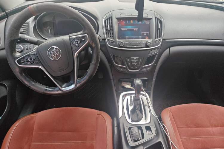 Used Buick Regal 2015 1.6T Elite Tech Model Center Console