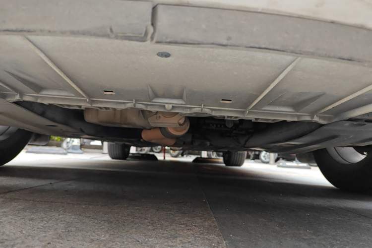 Used Buick Regal 2015 1.6T Elite Tech Model Chassis Front