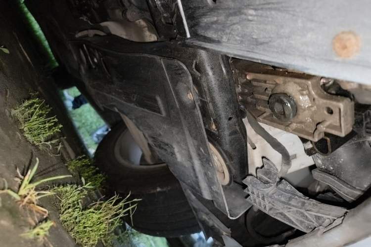 Used Buick Regal 2015 1.6T Leading Technology Model Chassis Front Left