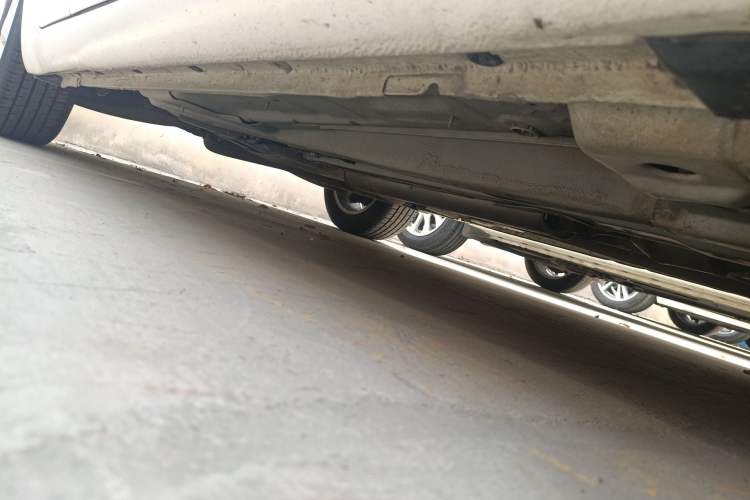 Used Buick Regal 2015 1.6T Leading Technology Model Chassis Front Right