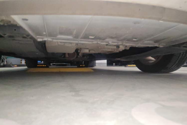 Used Buick Regal 2015 2.0L Elite Fashion Edition Chassis Front