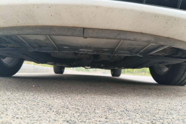 Used Buick Regal 2015 1.6T Elite Tech Model Chassis Front