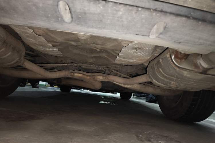 Used Buick Regal 2015 1.6T Elite Tech Model Chassis Rear