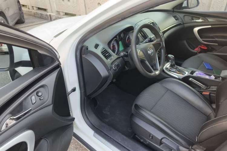 Used Buick Regal 2015 1.6T Leading Technology Model Driver Seat