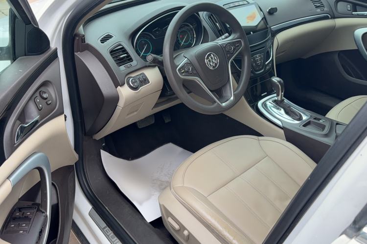 Used Buick Regal 2015 2.0L Elite Fashion Edition Driver Seat