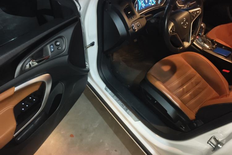 Used Buick Regal 2015 1.6T Elite Tech Model Driver Seat