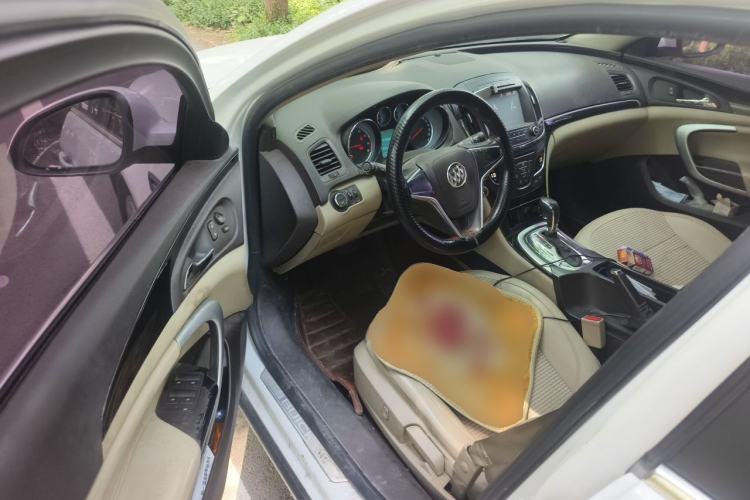 Used Buick Regal 2015 2.0L Leading Fashion Edition Driver Seat