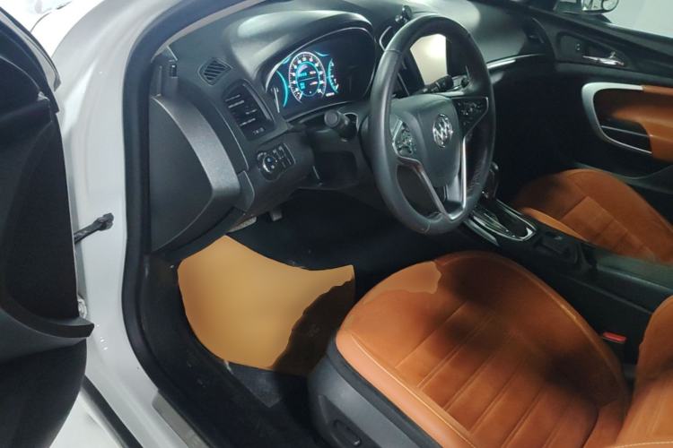 Used Buick Regal 2015 1.6T Elite Tech Model Driver Seat