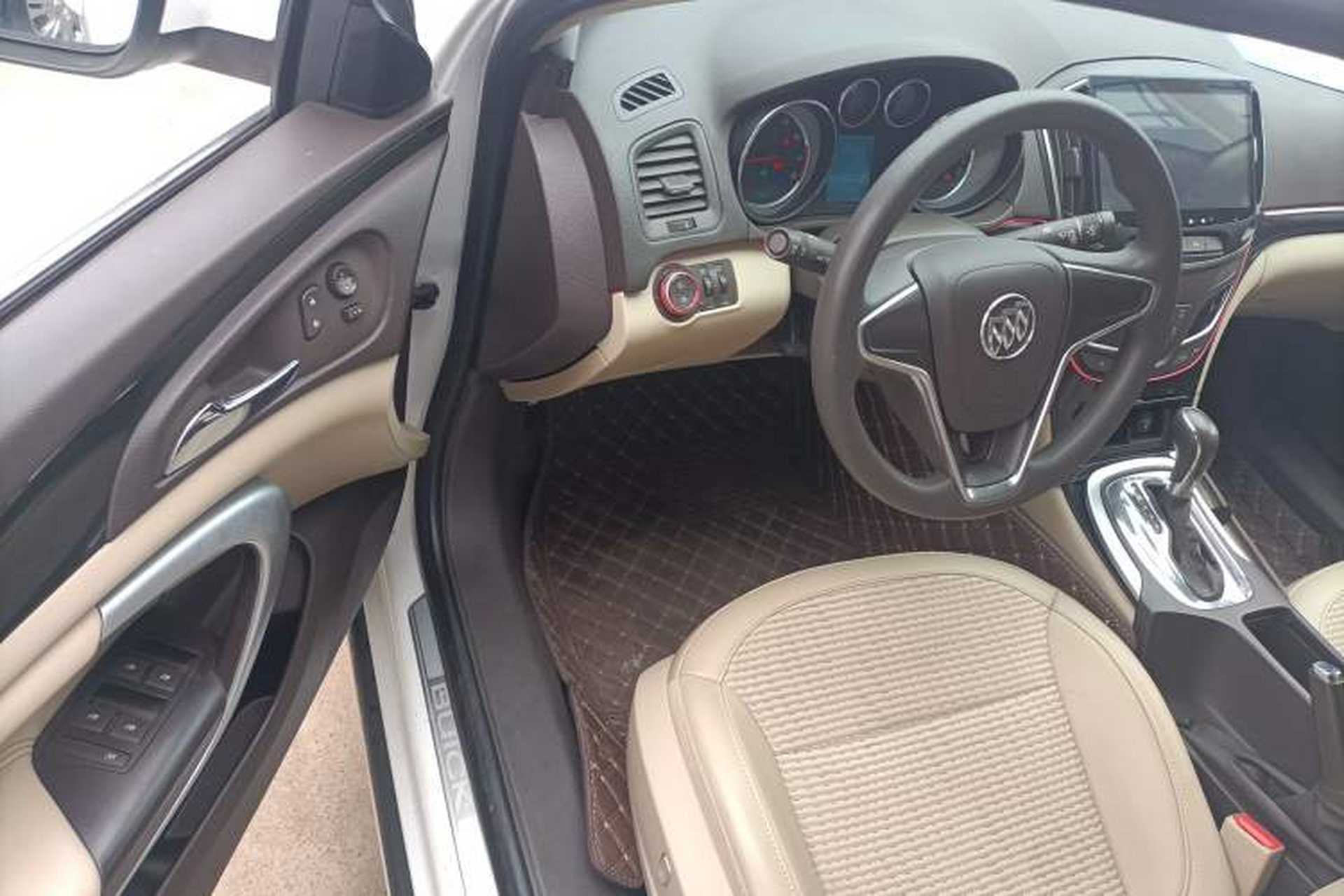 Used Buick Regal 2015 2.0L Leading Fashion Edition Driver Seat