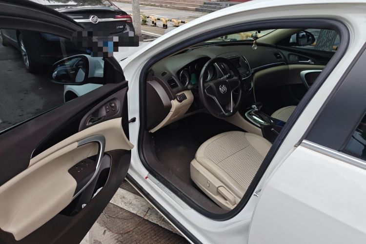 Used Buick Regal 2015 2.0L Leading Fashion Edition Driver Seat