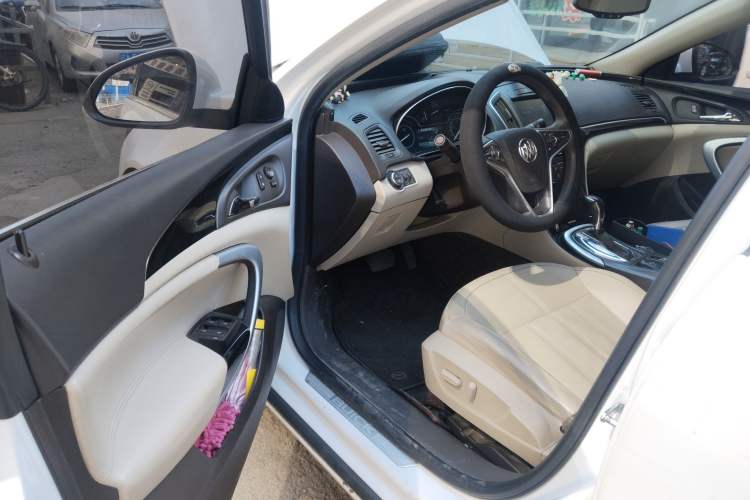 Used Buick Regal 2015 2.0L Elite Fashion Edition Driver Seat