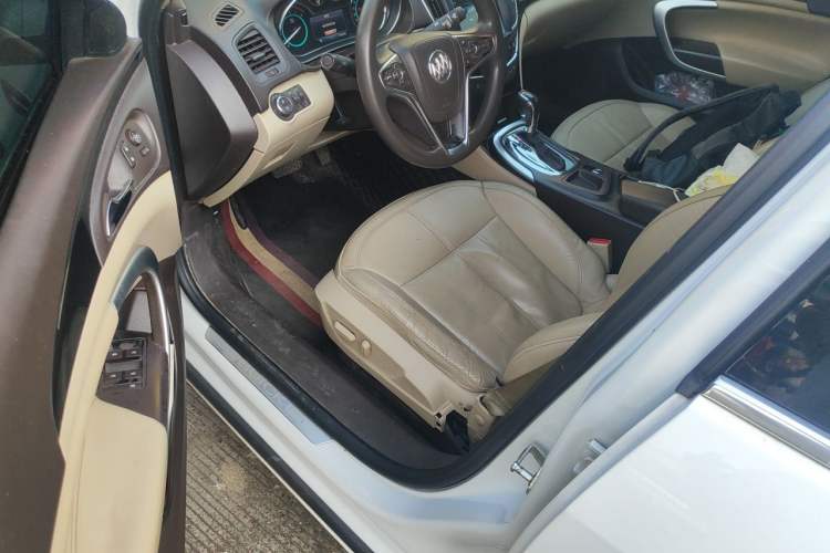 Used Buick Regal 2015 2.0L Elite Fashion Edition Driver Seat