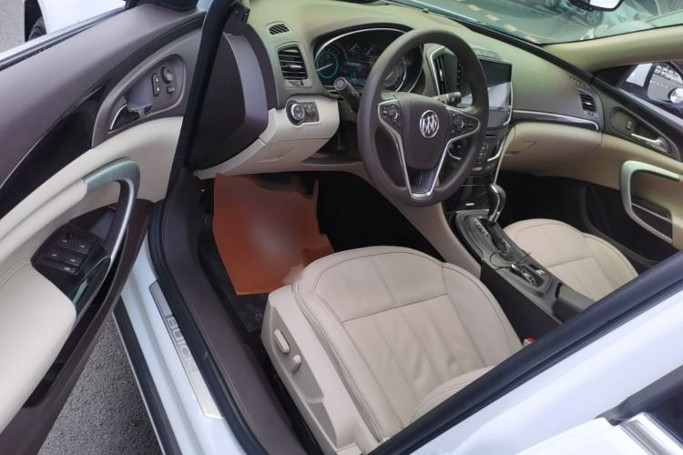 Used Buick Regal 2015 2.0L Elite Fashion Edition Driver Seat