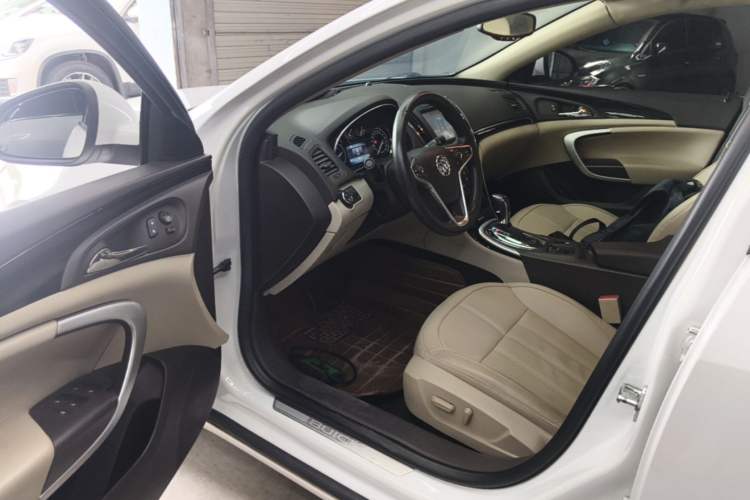 Used Buick Regal 2015 2.0L Elite Fashion Edition Driver Seat