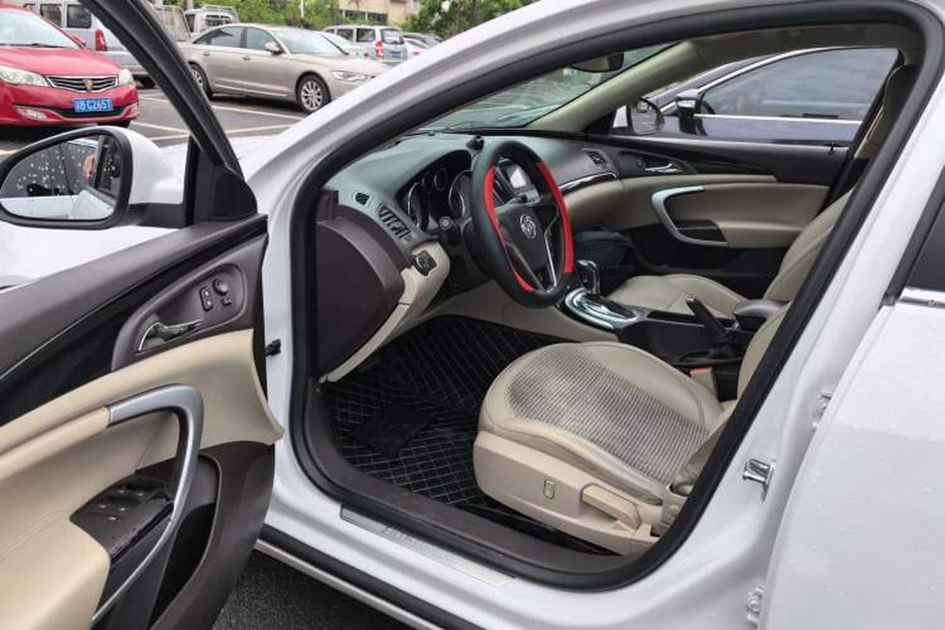Used Buick Regal 2015 2.0L Leading Fashion Edition Driver Seat