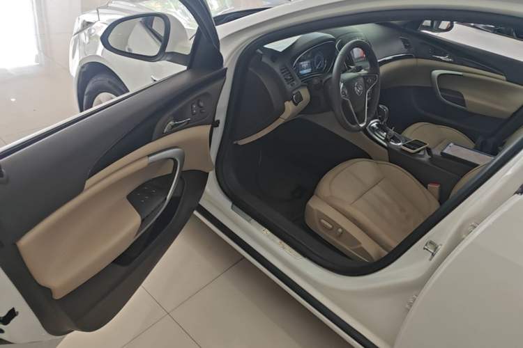 Used Buick Regal 2015 2.0L Elite Fashion Edition Driver Seat