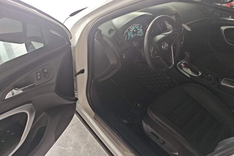 Used Buick Regal 2015 1.6T Elite Tech Model Driver Seat
