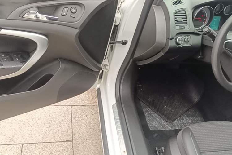 Used Buick Regal 2015 1.6T Leading Technology Model Driver Seat