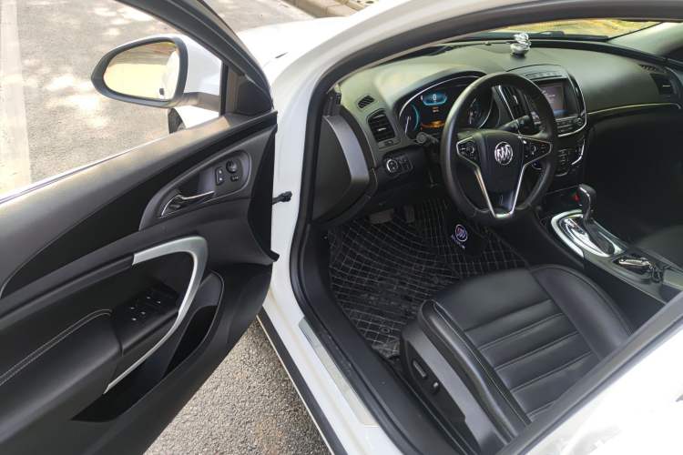 Used Buick Regal 2015 1.6T Elite Tech Model Driver Seat