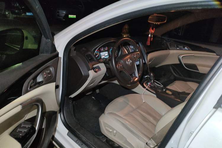 Used Buick Regal 2015 2.0L Elite Fashion Edition Driver Seat