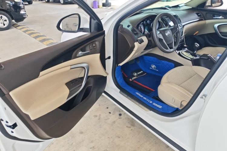 Used Buick Regal 2015 2.0L Leading Fashion Edition Driver Seat