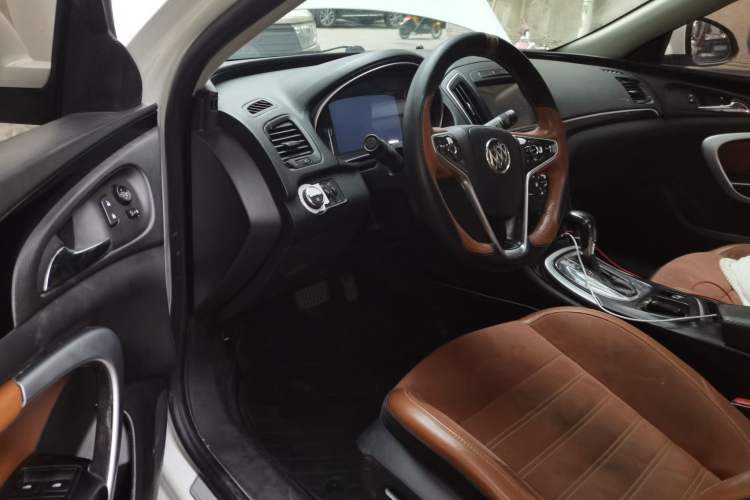 Used Buick Regal 2015 1.6T Elite Tech Model Driver Seat