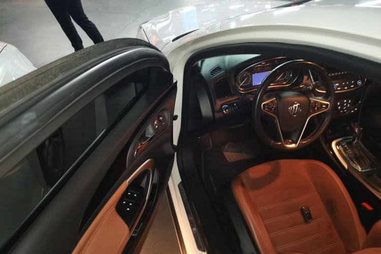 Used Buick Regal 2015 GS 2.0T Grand Sport Edition Driver Seat