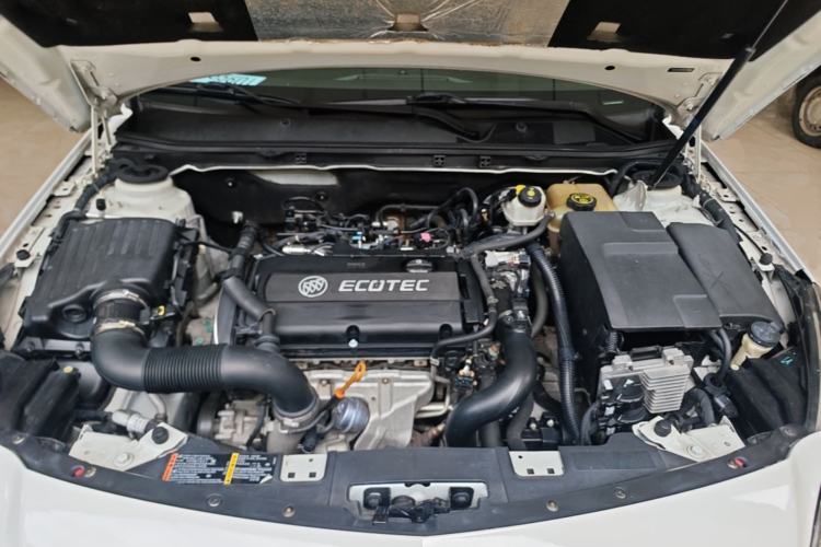 Used Buick Regal 2015 1.6T Fashion Tech Model Engine Bay