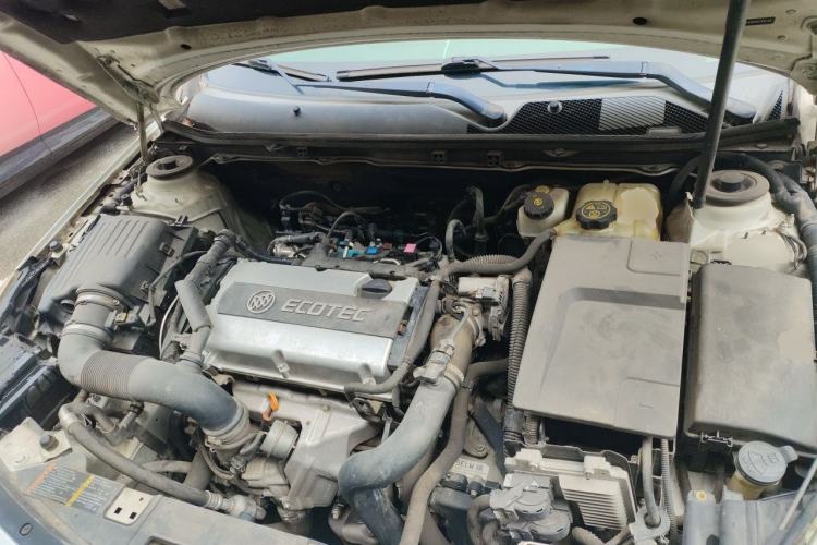 Used Buick Regal 2015 1.6T Leading Technology Model Engine Bay