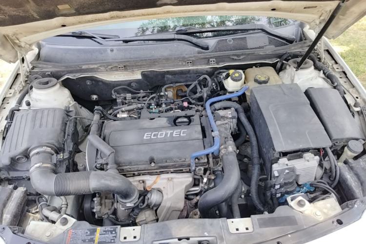 Used Buick Regal 2015 1.6T Leading Technology Model Engine Bay