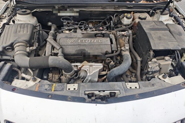 Used Buick Regal 2015 1.6T Elite Tech Model Engine Bay