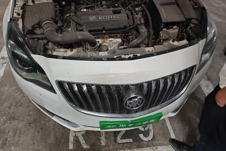 Used Buick Regal 2015 1.6T Elite Tech Model Engine Bay
