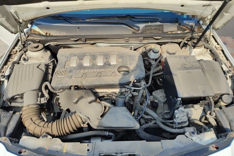Used Buick Regal 2015 2.0L Leading Fashion Edition Engine Bay