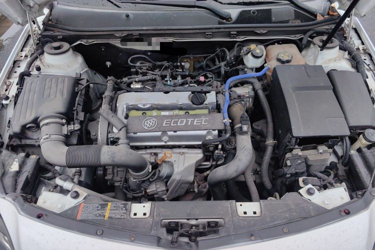 Used Buick Regal 2015 1.6T Elite Tech Model Engine Bay