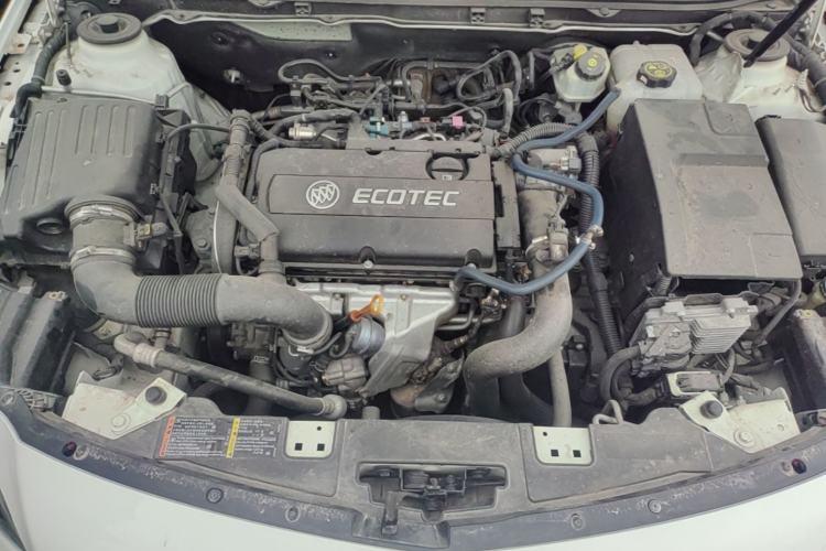 Used Buick Regal 2015 1.6T Elite Tech Model Engine Bay