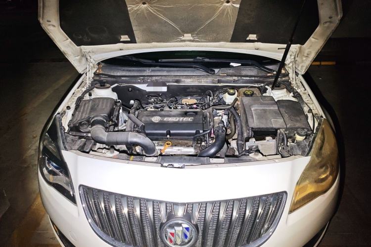 Used Buick Regal 2015 1.6T Elite Tech Model Engine Bay