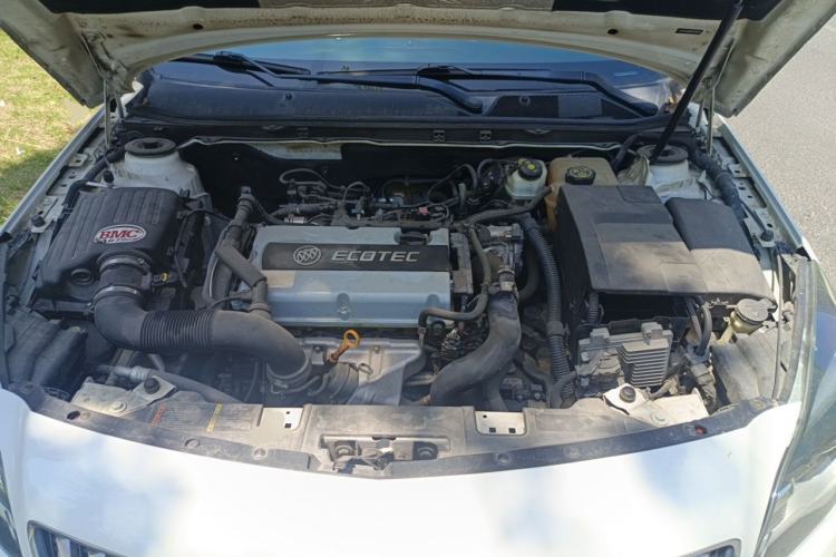 Used Buick Regal 2015 1.6T Leading Technology Model Engine Bay