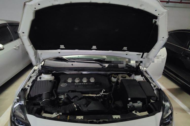 Used Buick Regal 2015 2.0L Leading Fashion Edition Engine Bay