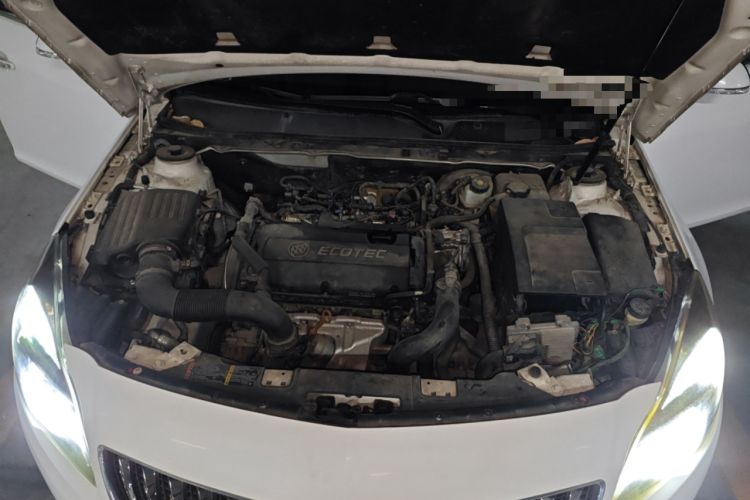 Used Buick Regal 2015 1.6T Elite Tech Model Engine Bay