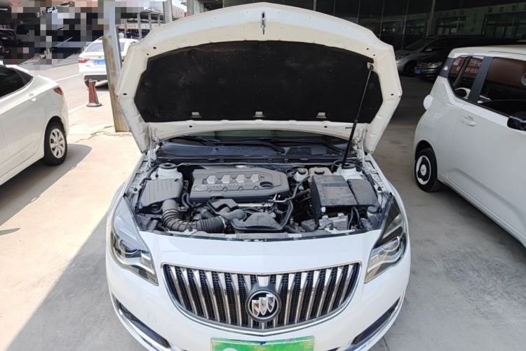 Used Buick Regal 2015 2.0L Leading Fashion Edition Engine Bay